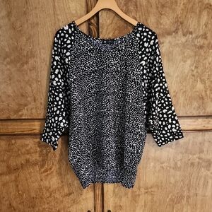 Black and White Polka Dot Women's Oversized Top-Small